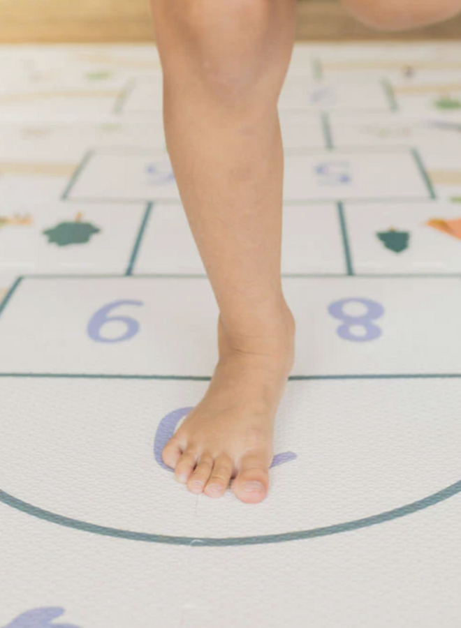 Play & Go - Puzzlemat, storage box & mini house - Hopscotch