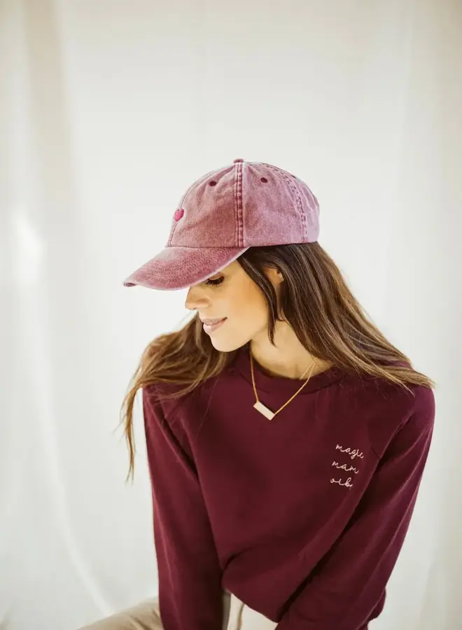 Elle and Rapha - Cap Heart wine