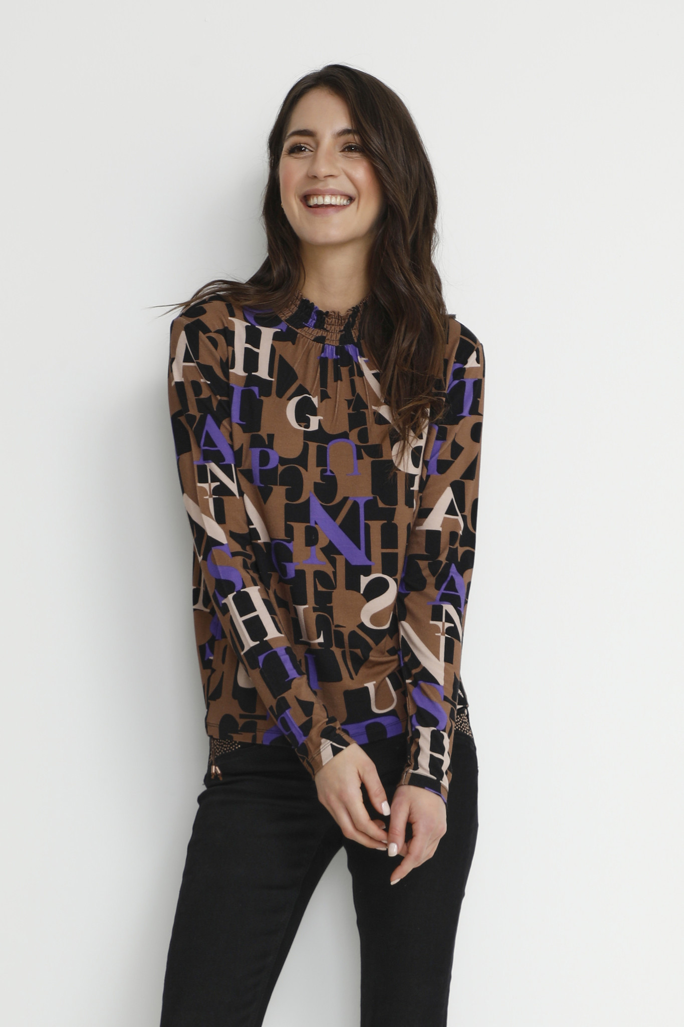 CREAM 10610549 Crmarion turtleneckk violet logo print