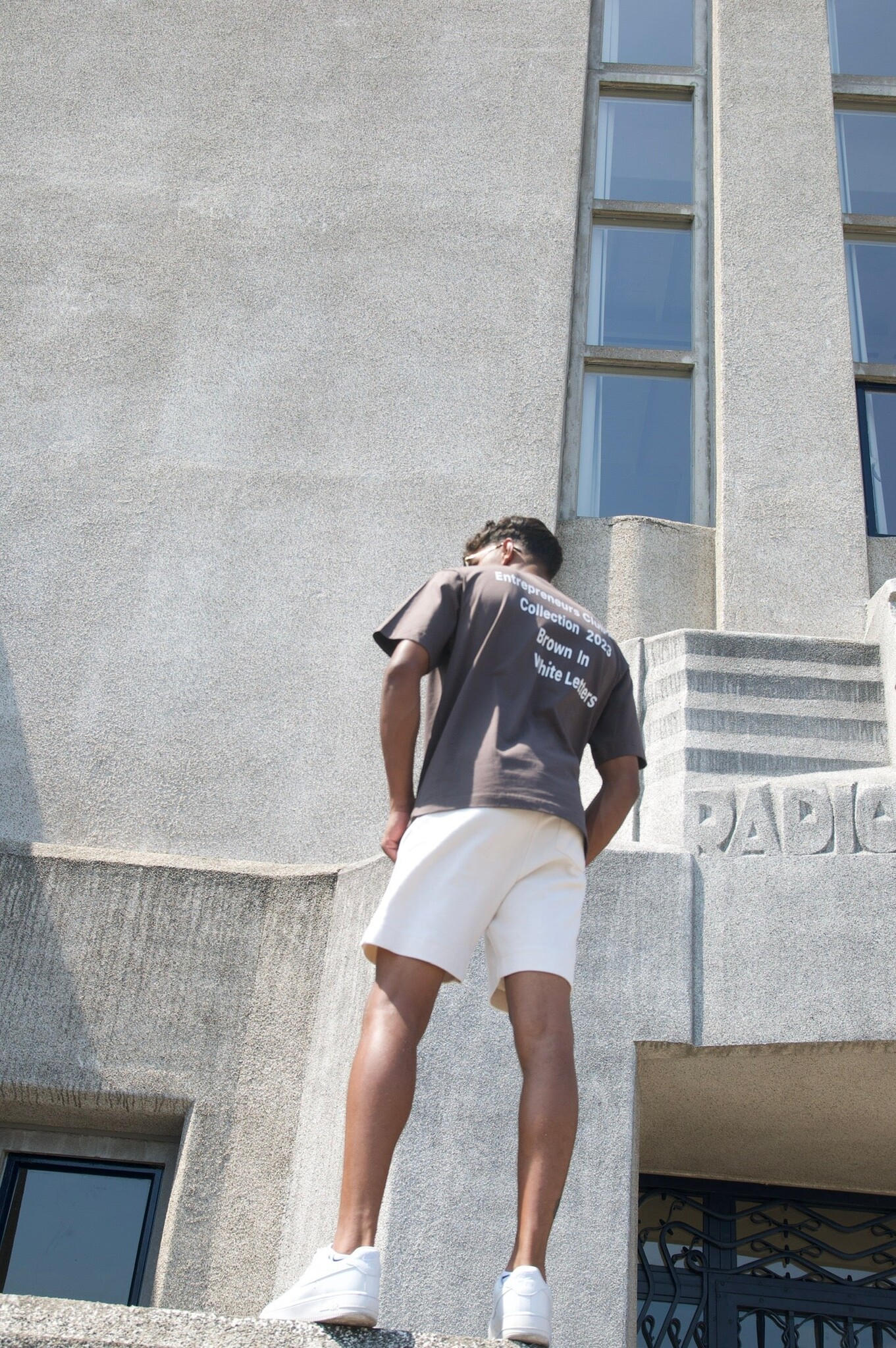 Entrepreneurs Club Oversized Brown T-shirt