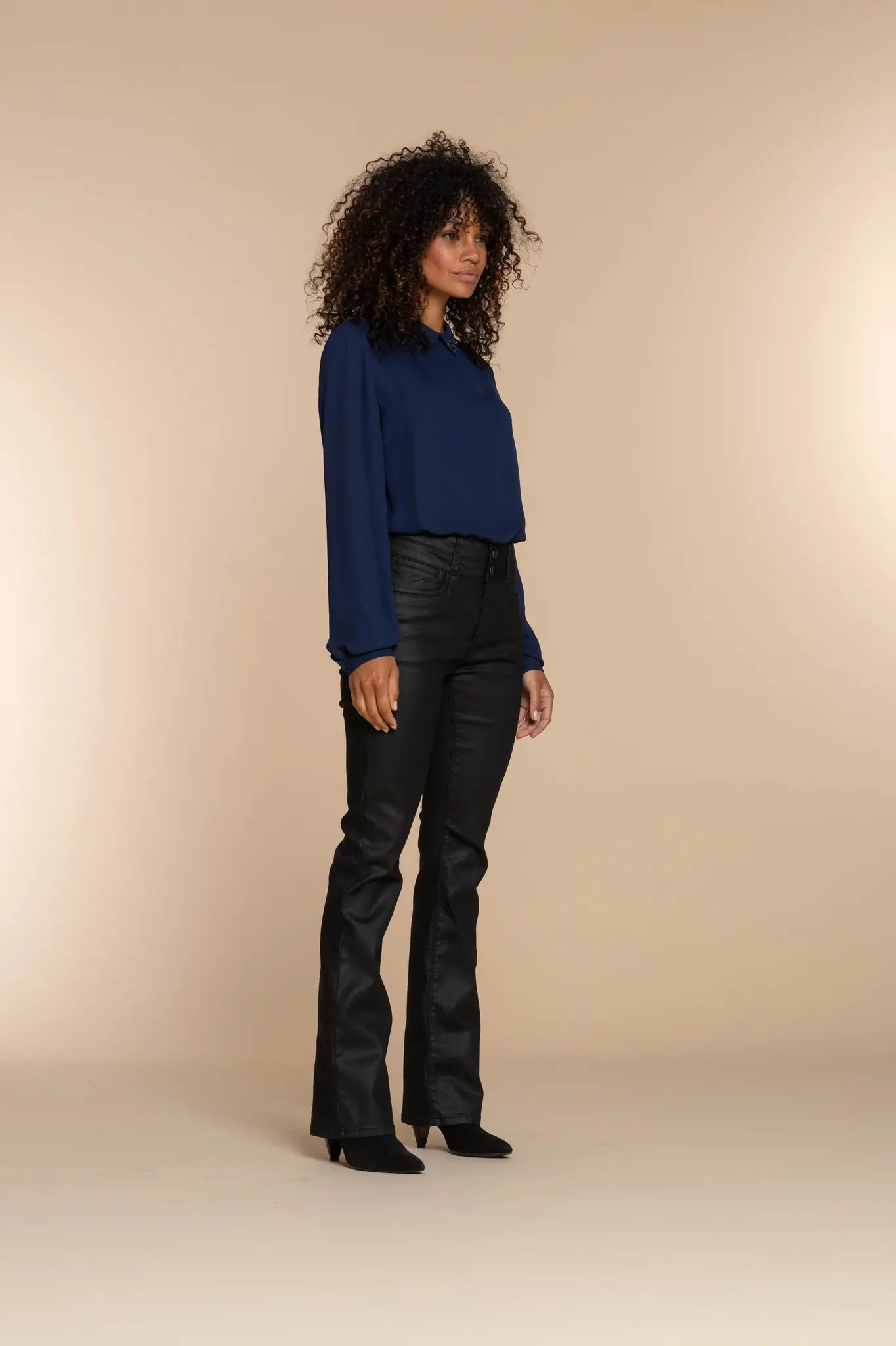 GEISHA 33505-10 Top collar embr navy