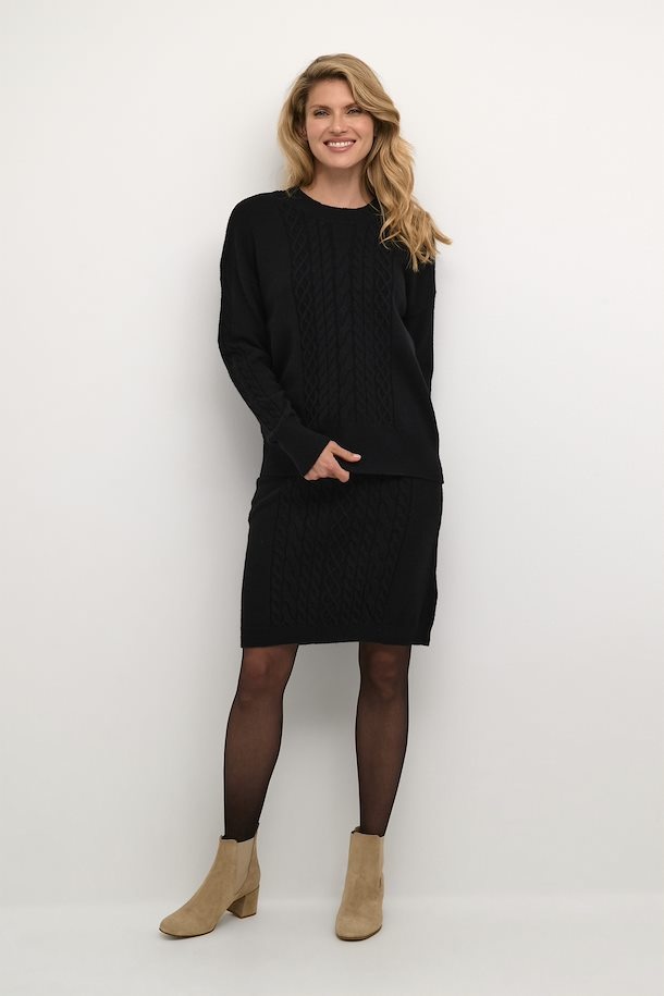 CREAM 10611882 PITCH BLACK