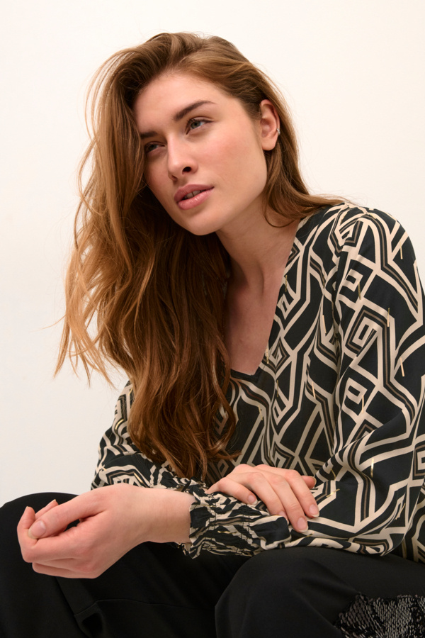 CULTURE CUmalton Blouse 50110017 Black 500012