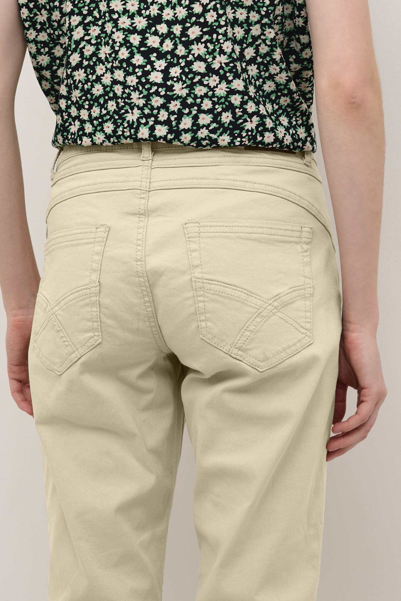 CREAM 10612168 Crann 7/8 straight leg twill -coco fit feather gray