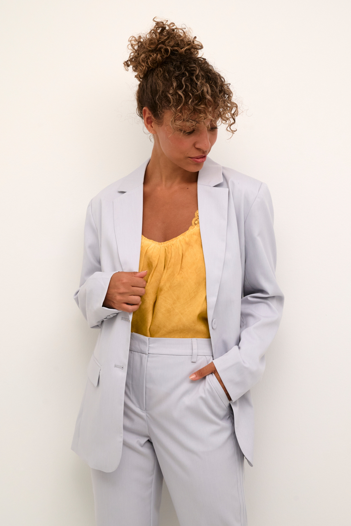 CREAM 10612353 Crcocamia melange long blazer micro chip mela