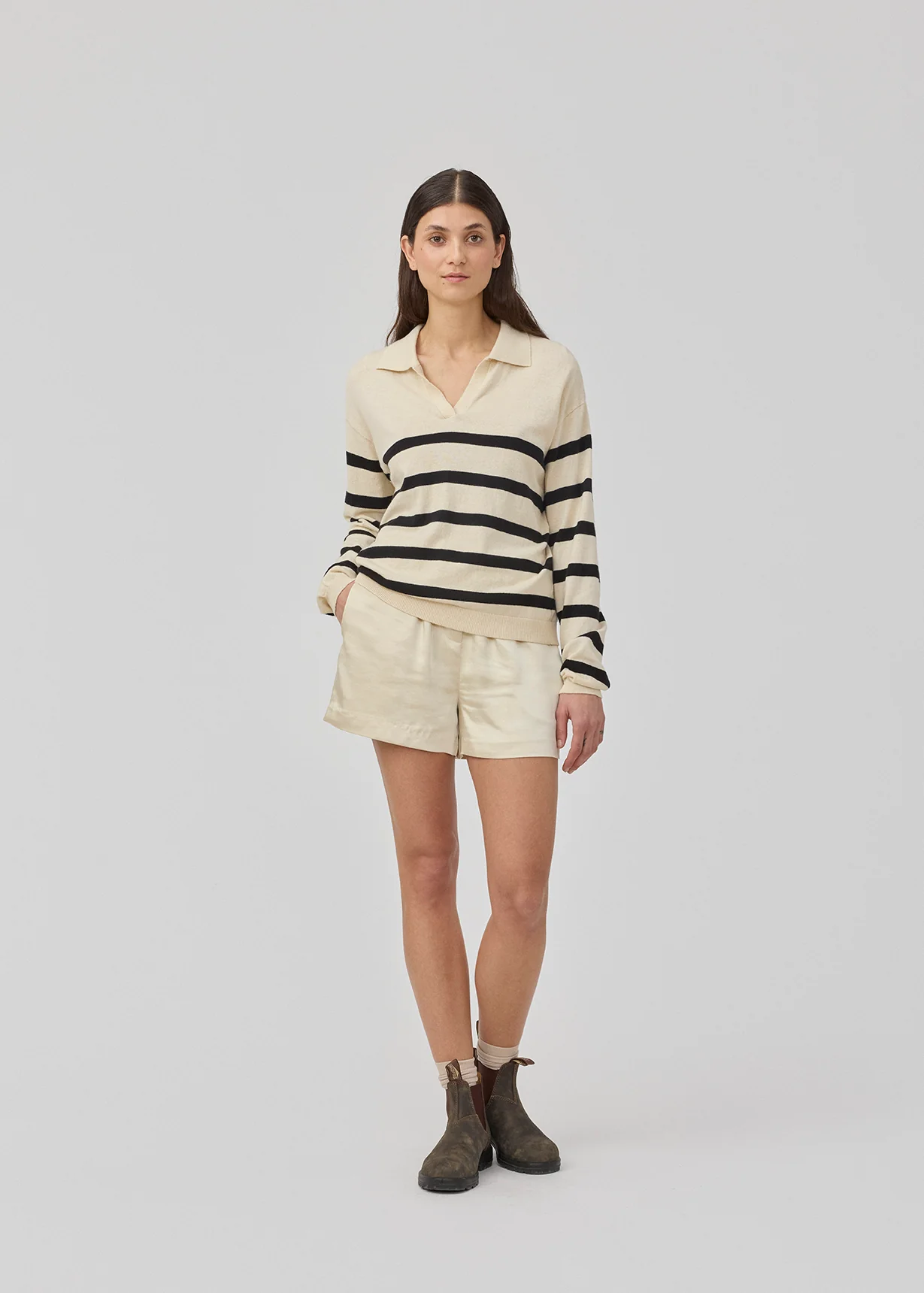 MODSTRÖM 57677 ivory stripe v-neck