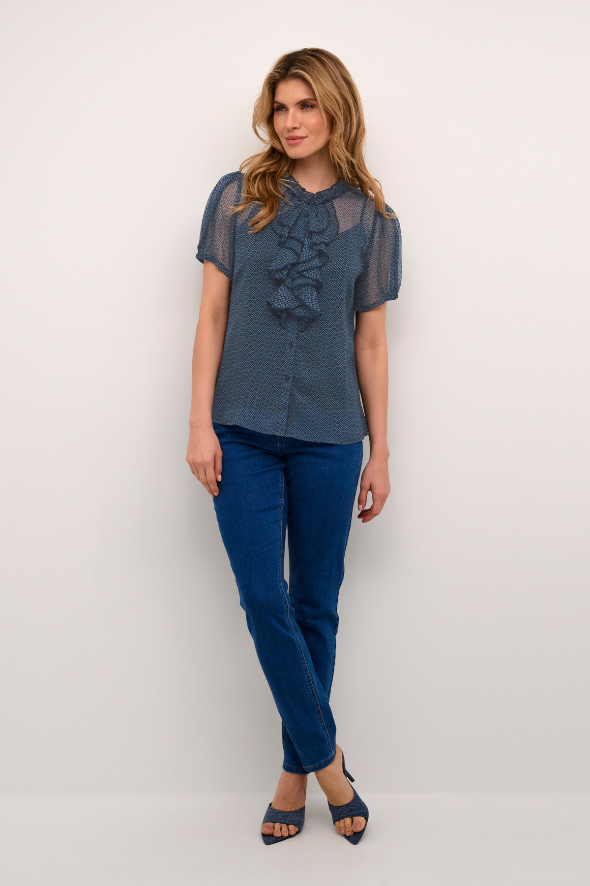 CREAM 10609766 Crkinia ss blouse captain geo dot