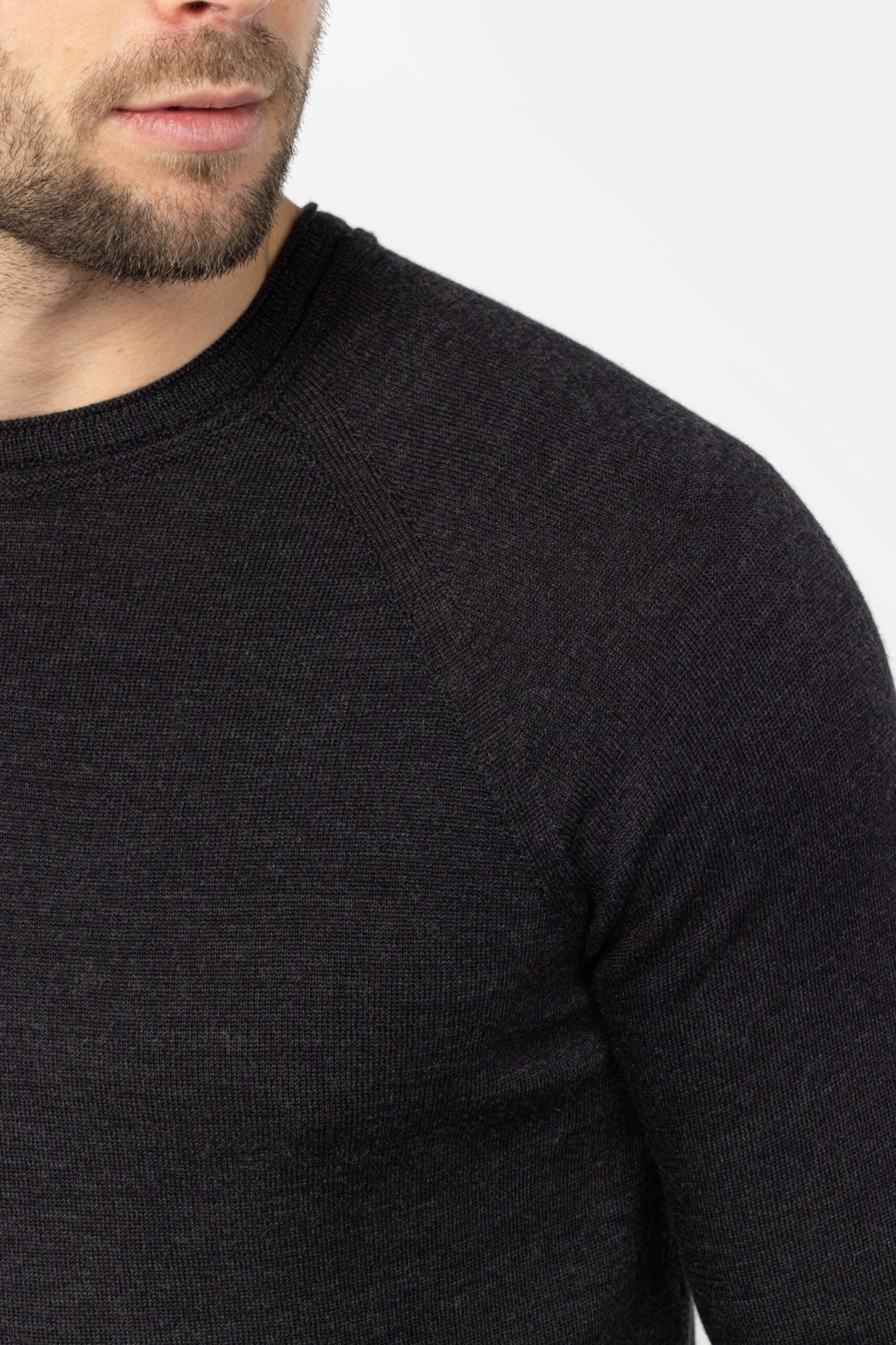 MEEDIN Meedin Ronde Hals Merino Zwart