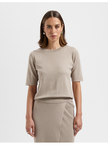 AVEC ĒLAN Babs-ae beach