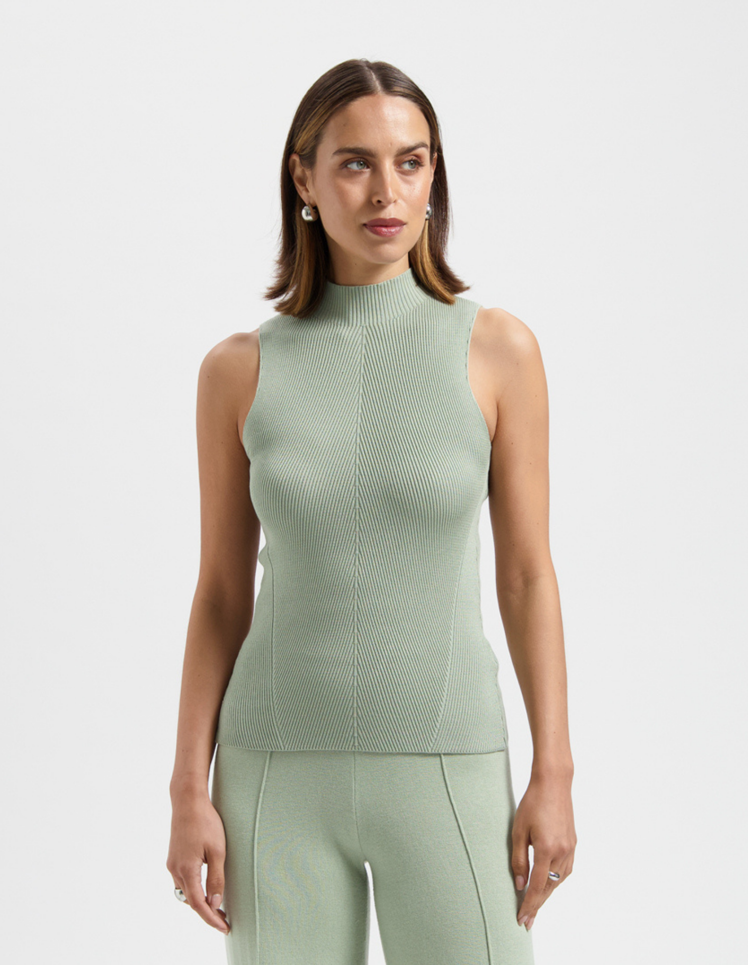 AVEC ĒLAN  Lea-ae matcha