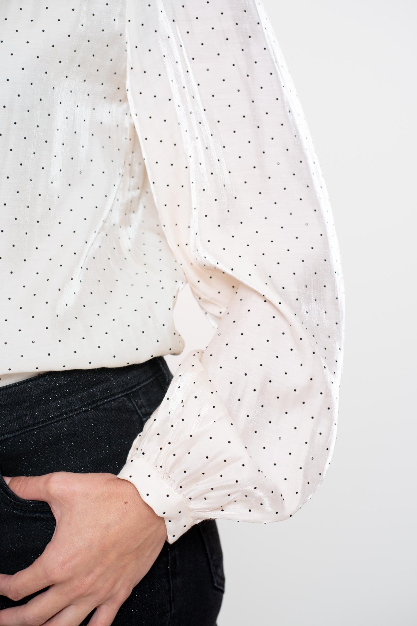 GEISHA Blouse shiny with dots ivory/black