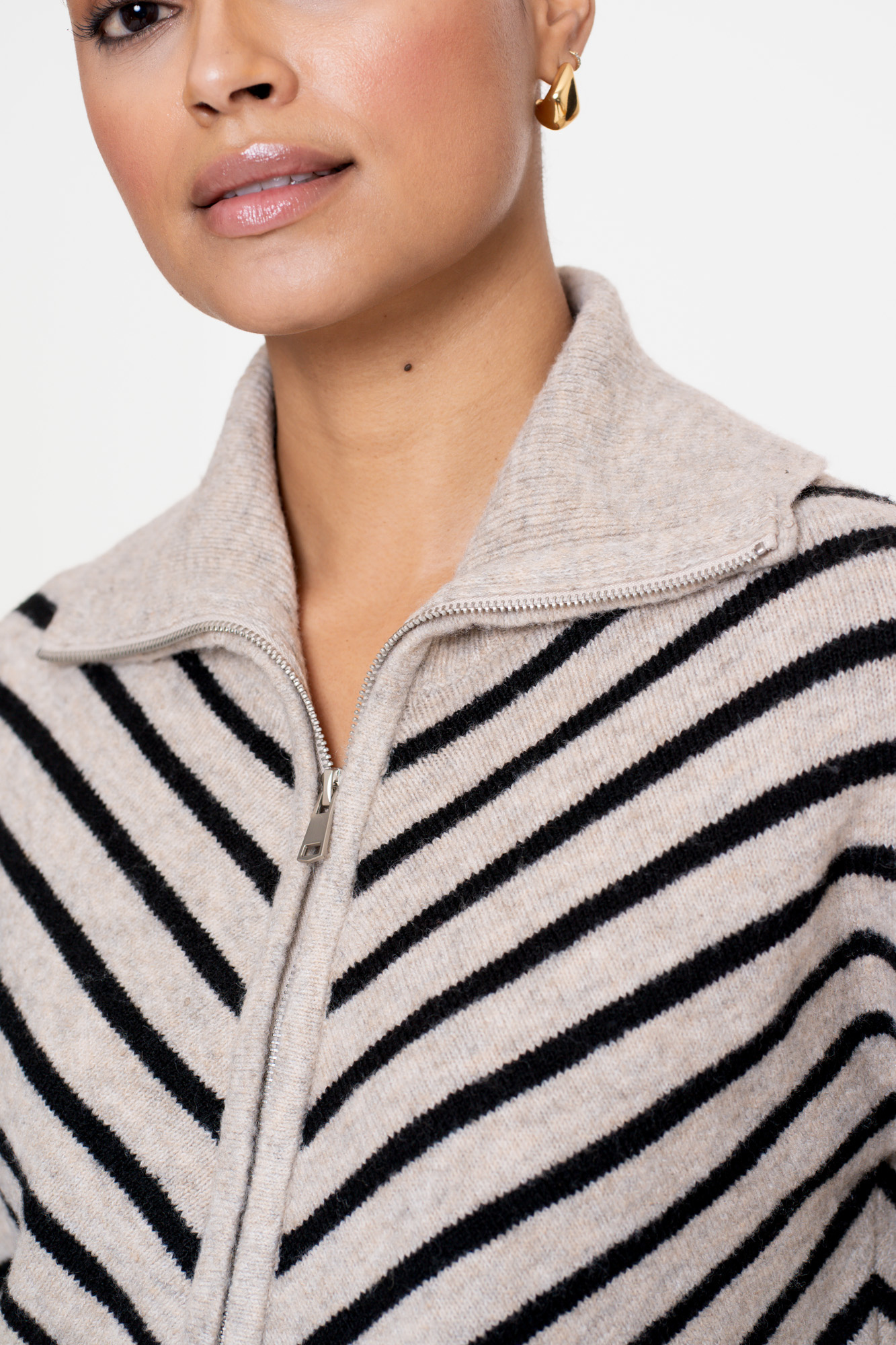 GEISHA  Cardigan zip striped black/sand