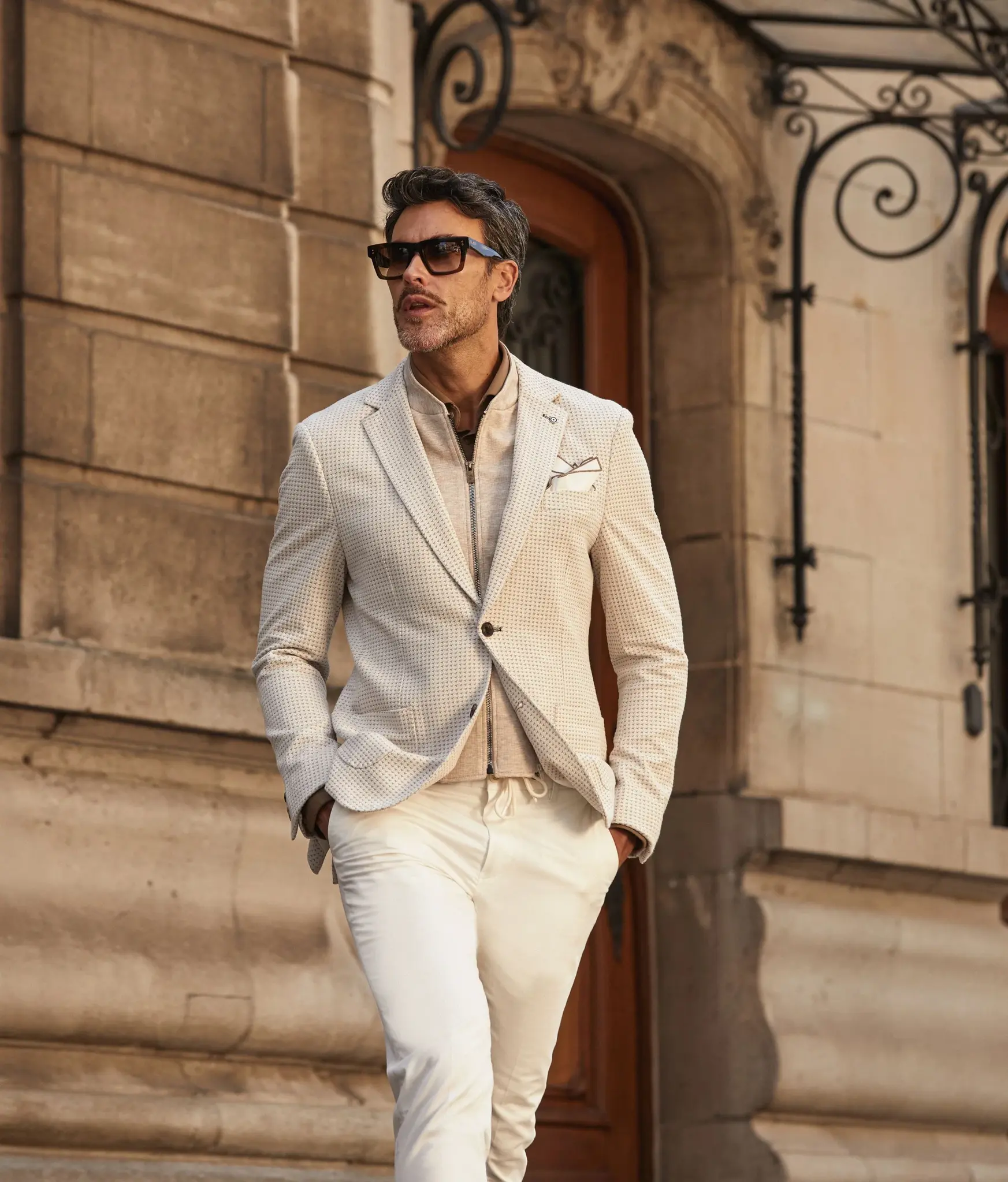 BLUE INDUSTRY  Colbert sand