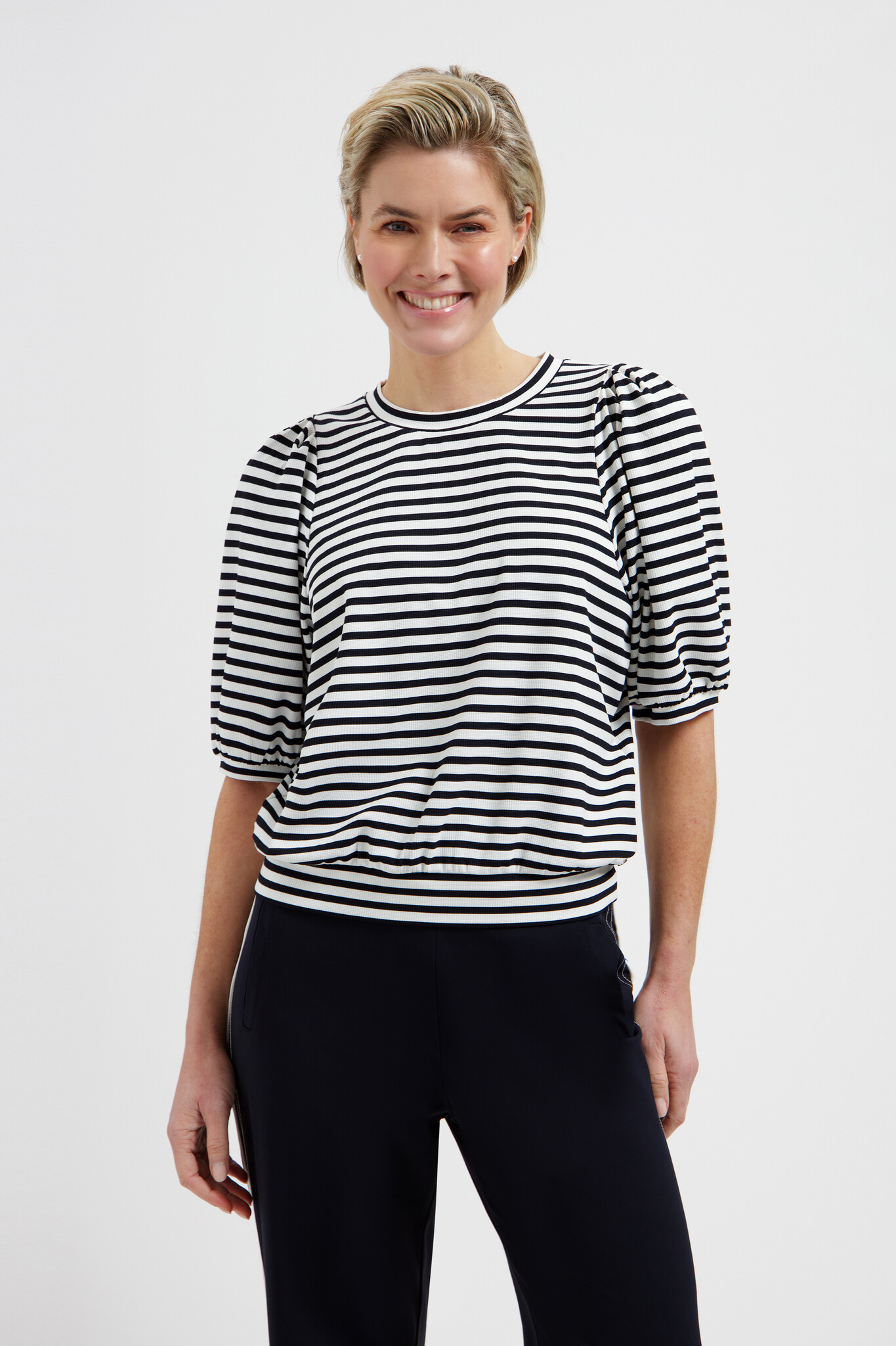 LADY DAY  Amie blue/simple white