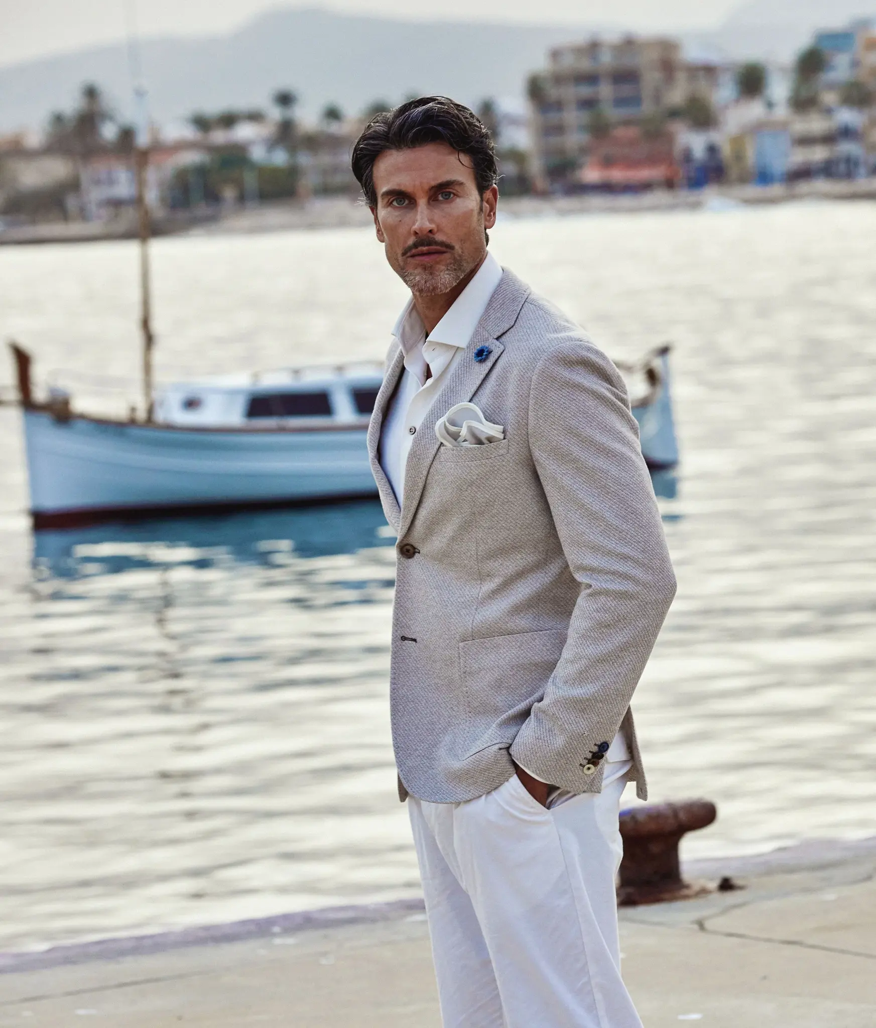 Blue industry  Colbert sand