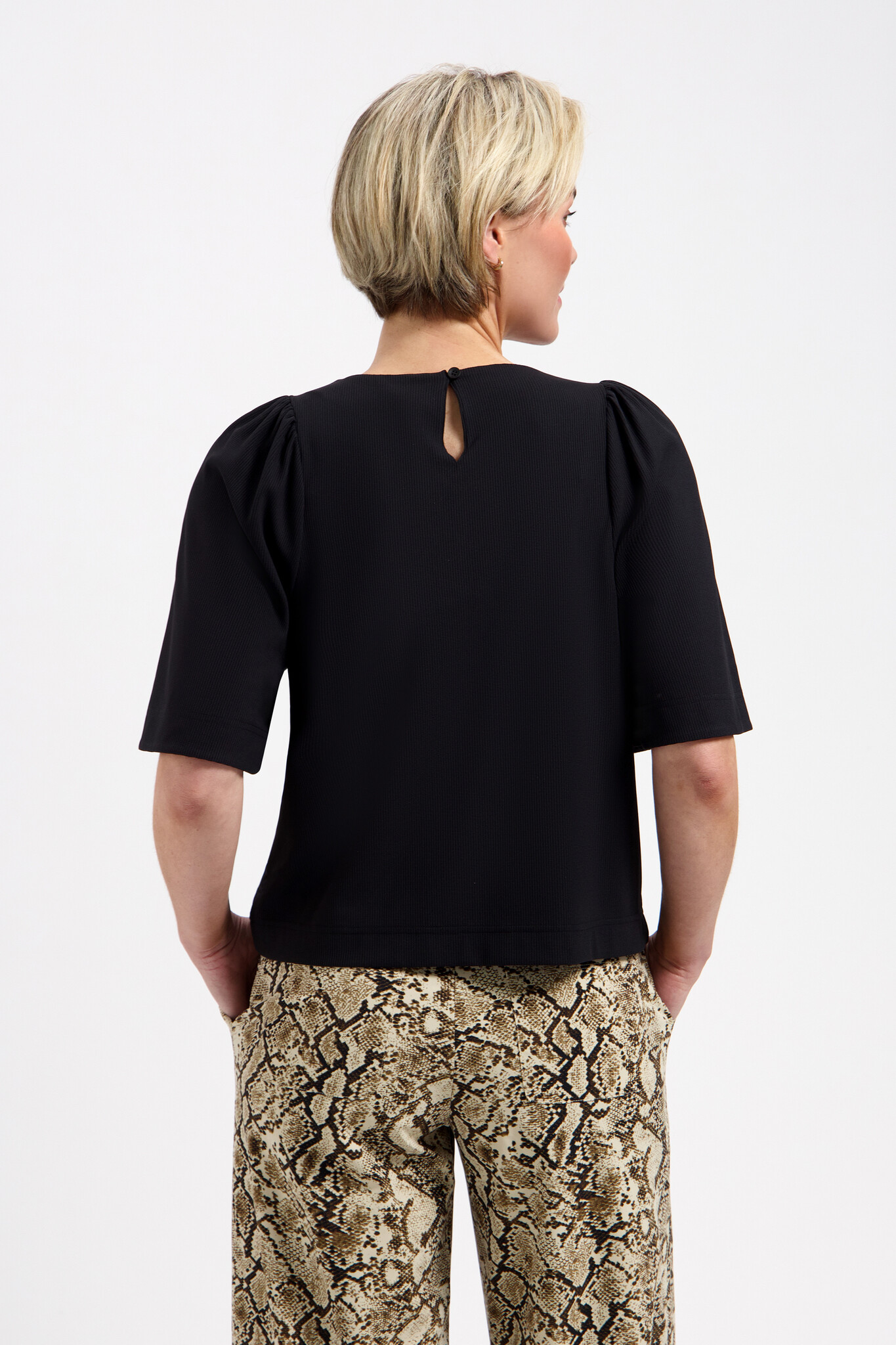 LADY DAY  Aston black