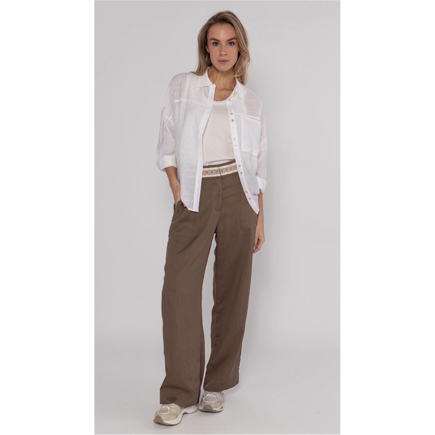 Poools fashion  Blouse plain white