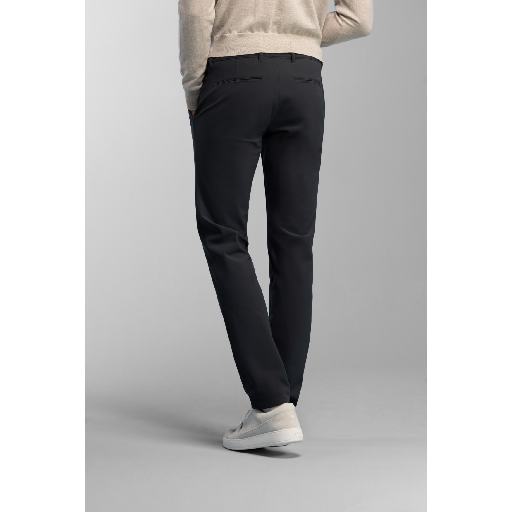 NORTH84 Sensitive travel bonded anthracite