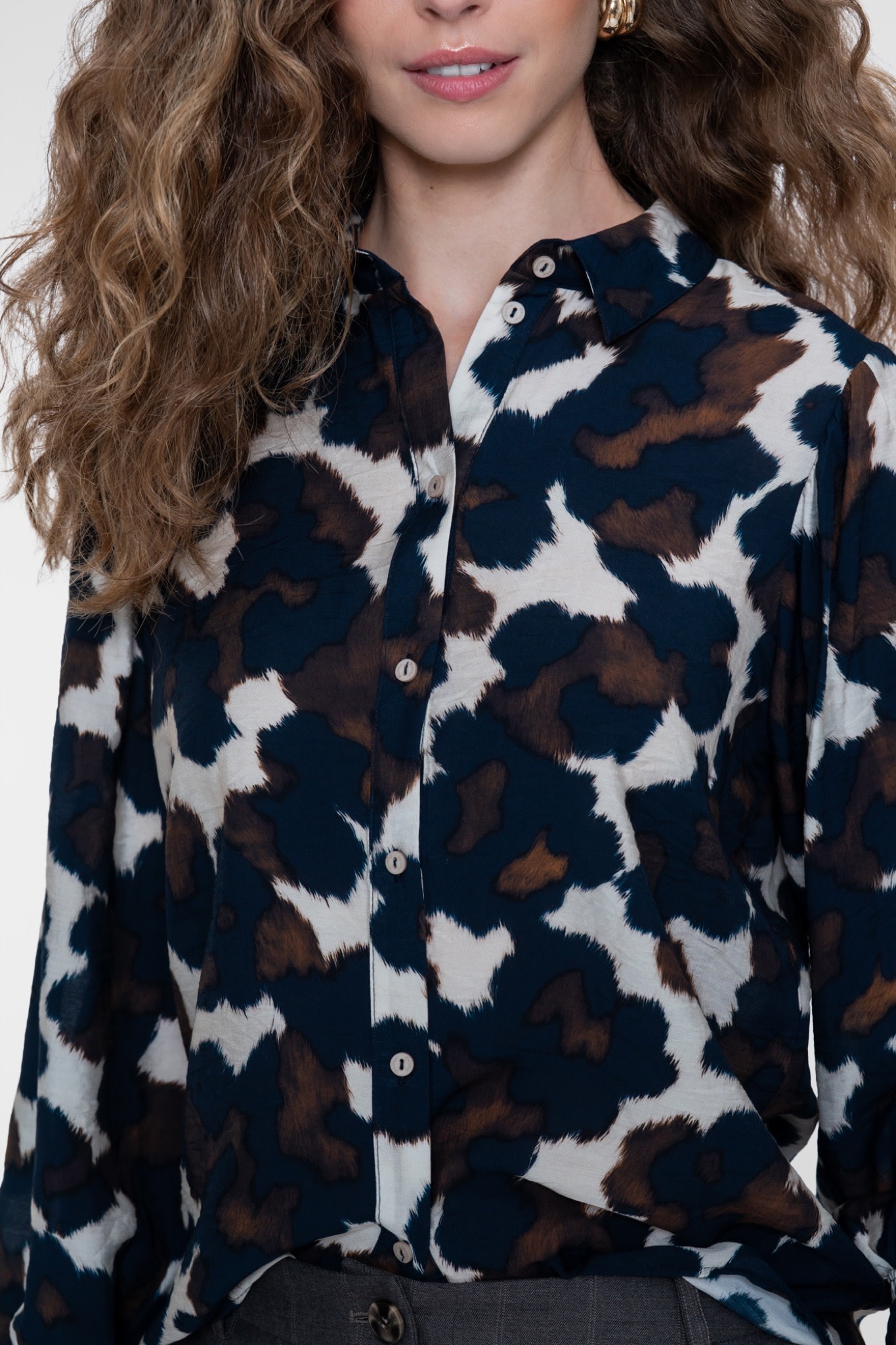 Geisha Blouse met cow print zand/blauw