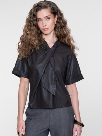 Geisha PU top met sjaaldetail bruin