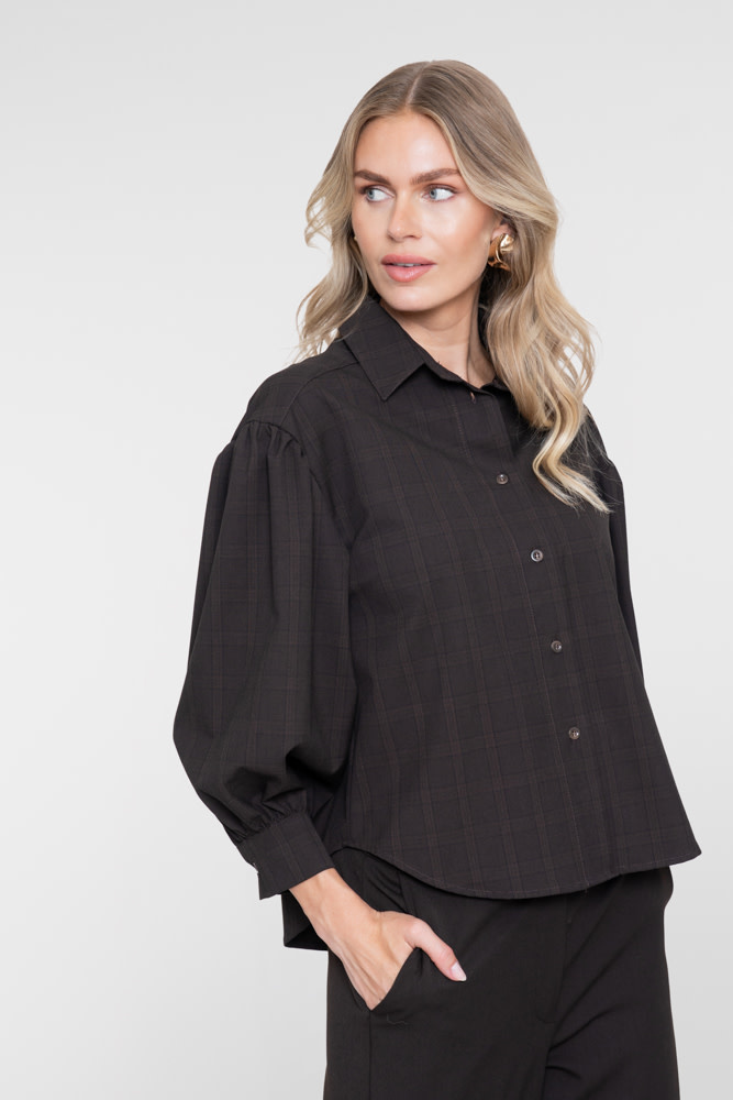 Geisha Blouse met fijne ruit en ballonmouwen bruin