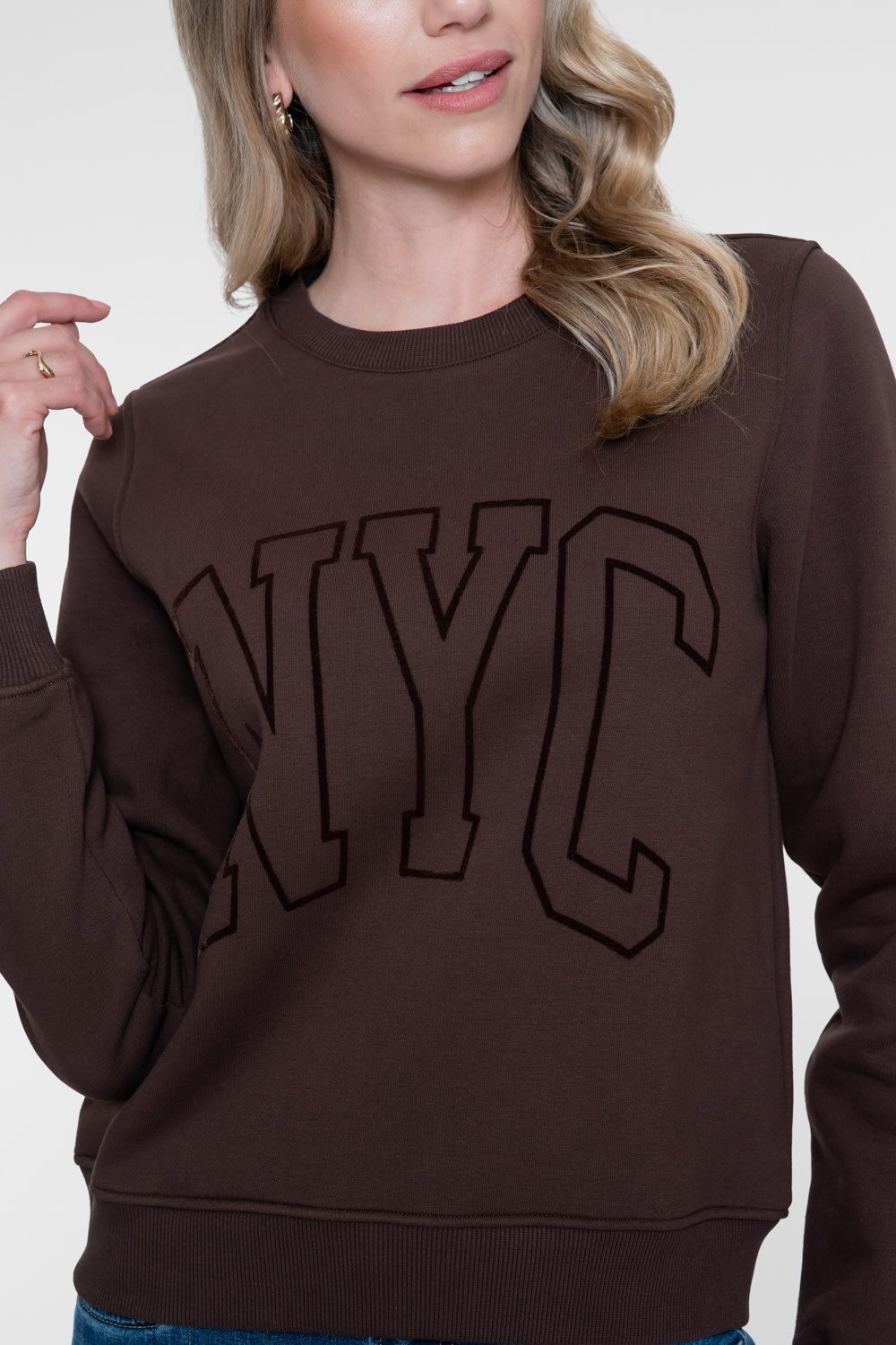 Geisha Sweater met NYC print donkerbruin