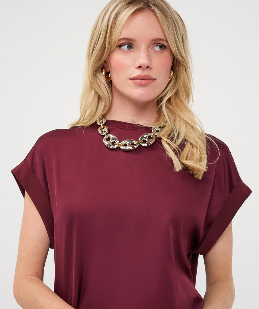 Esqualo T-shirt met omslagmouw en satijn merlot