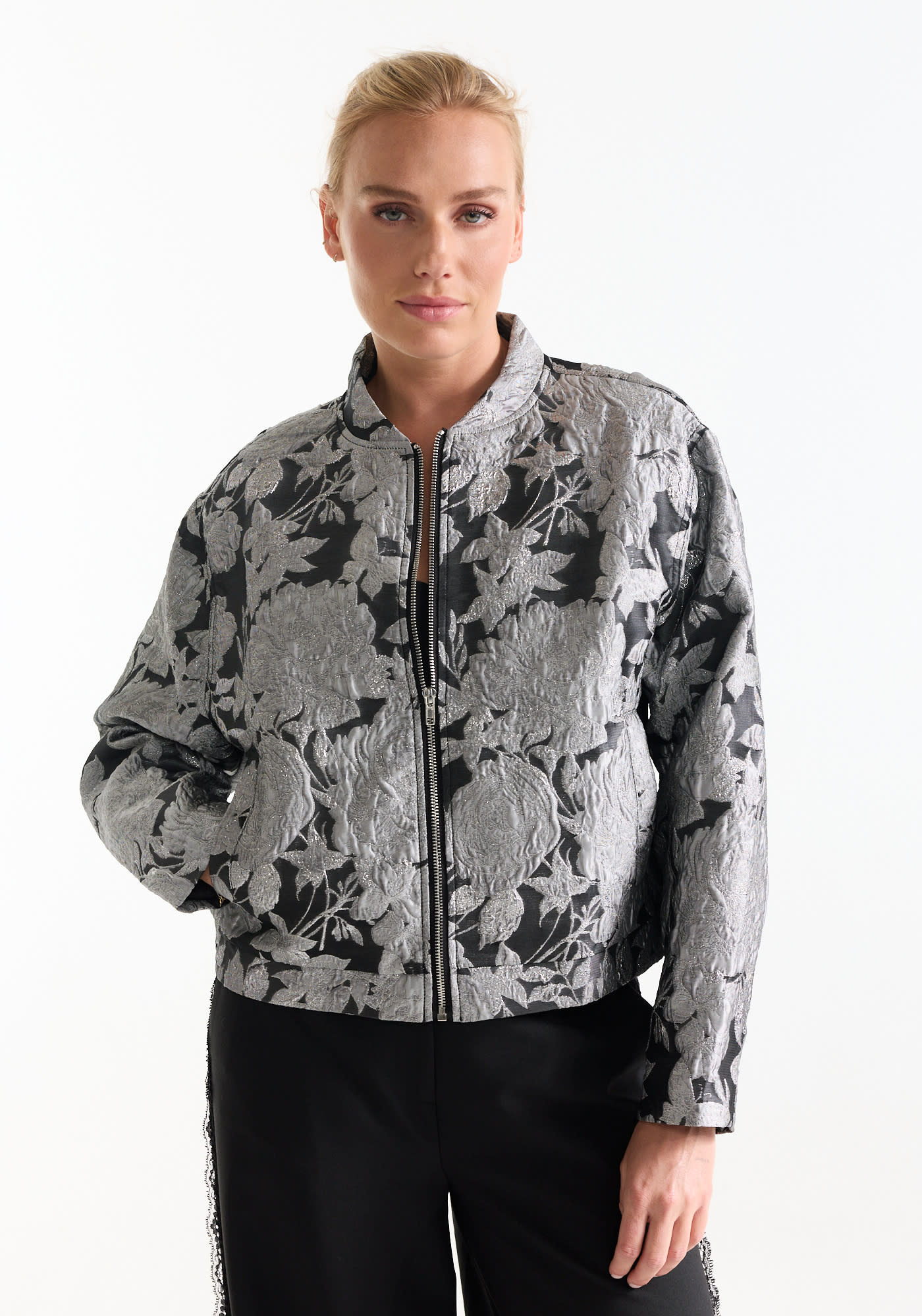 Jansen Amsterdam Bizzy jasje lurex bloemenjacquard zilver