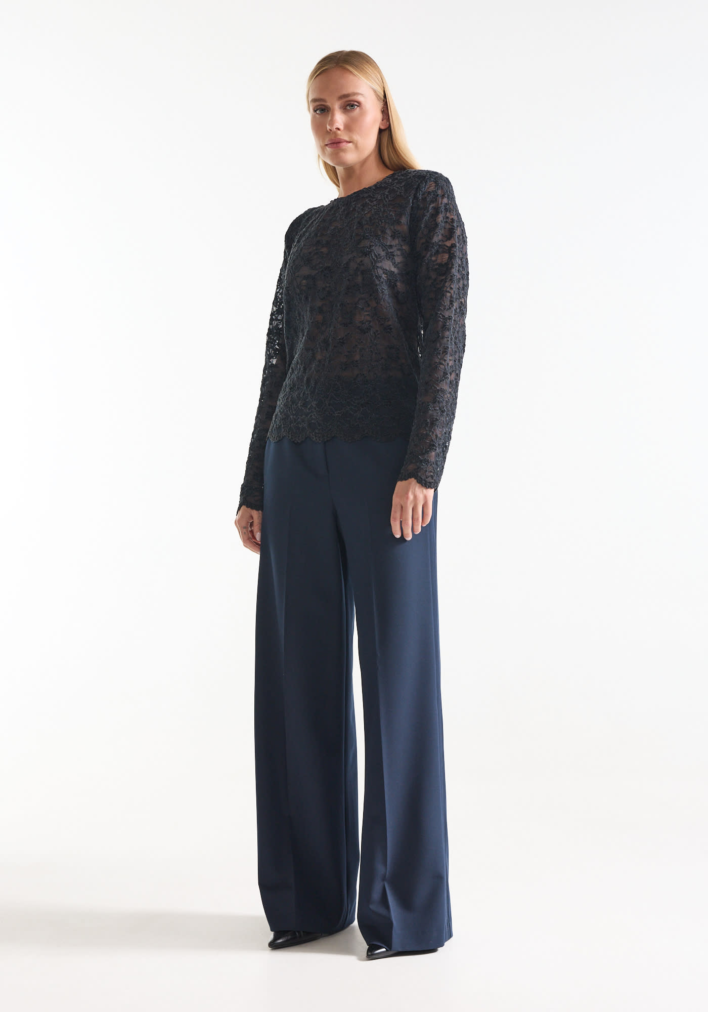 Jansen Amsterdam Kiki kanten top lange mouw donkerblauw