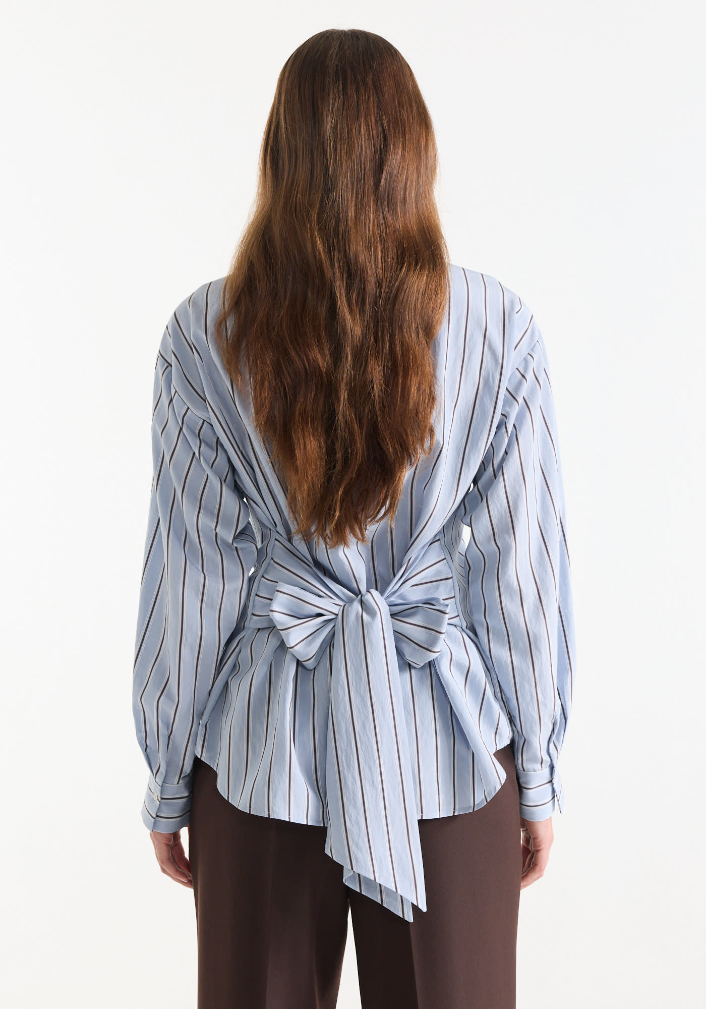 Jansen Amsterdam Livia gestreepte blouse met ceintuur lichtblauw