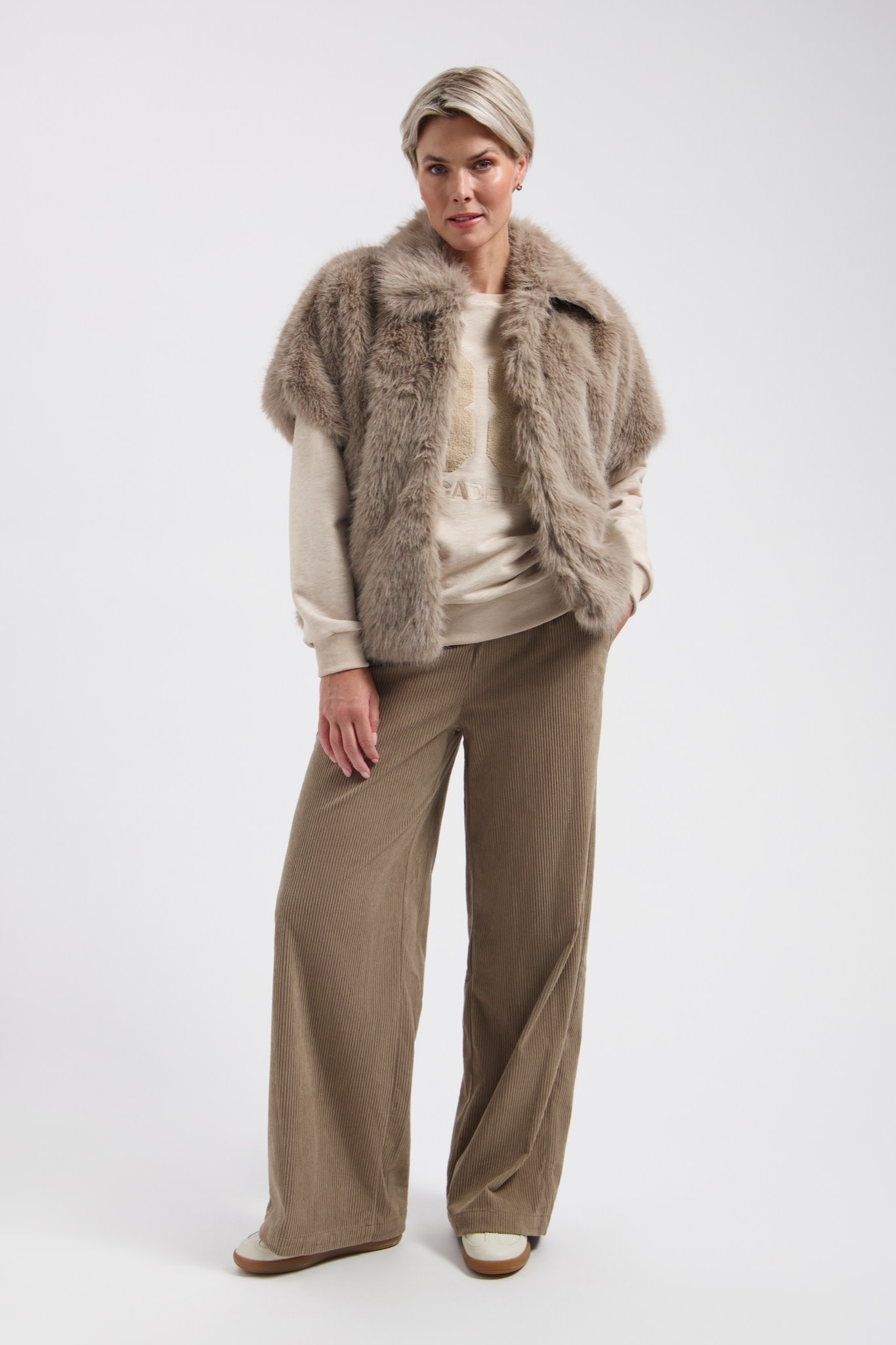 LADY DAY Falcon wijde corduroy broek walnoot