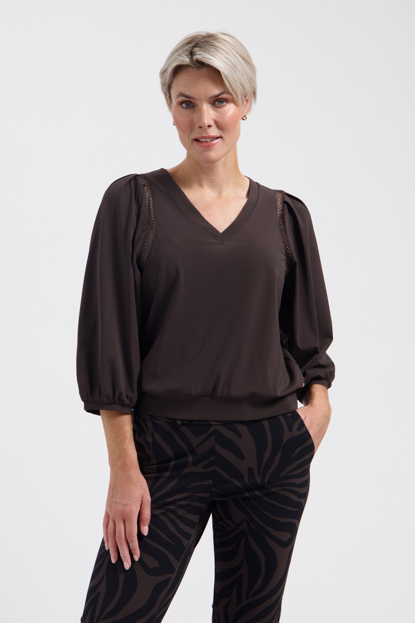 LADY DAY Minta top V-hals driekwart mouw donkerbruin