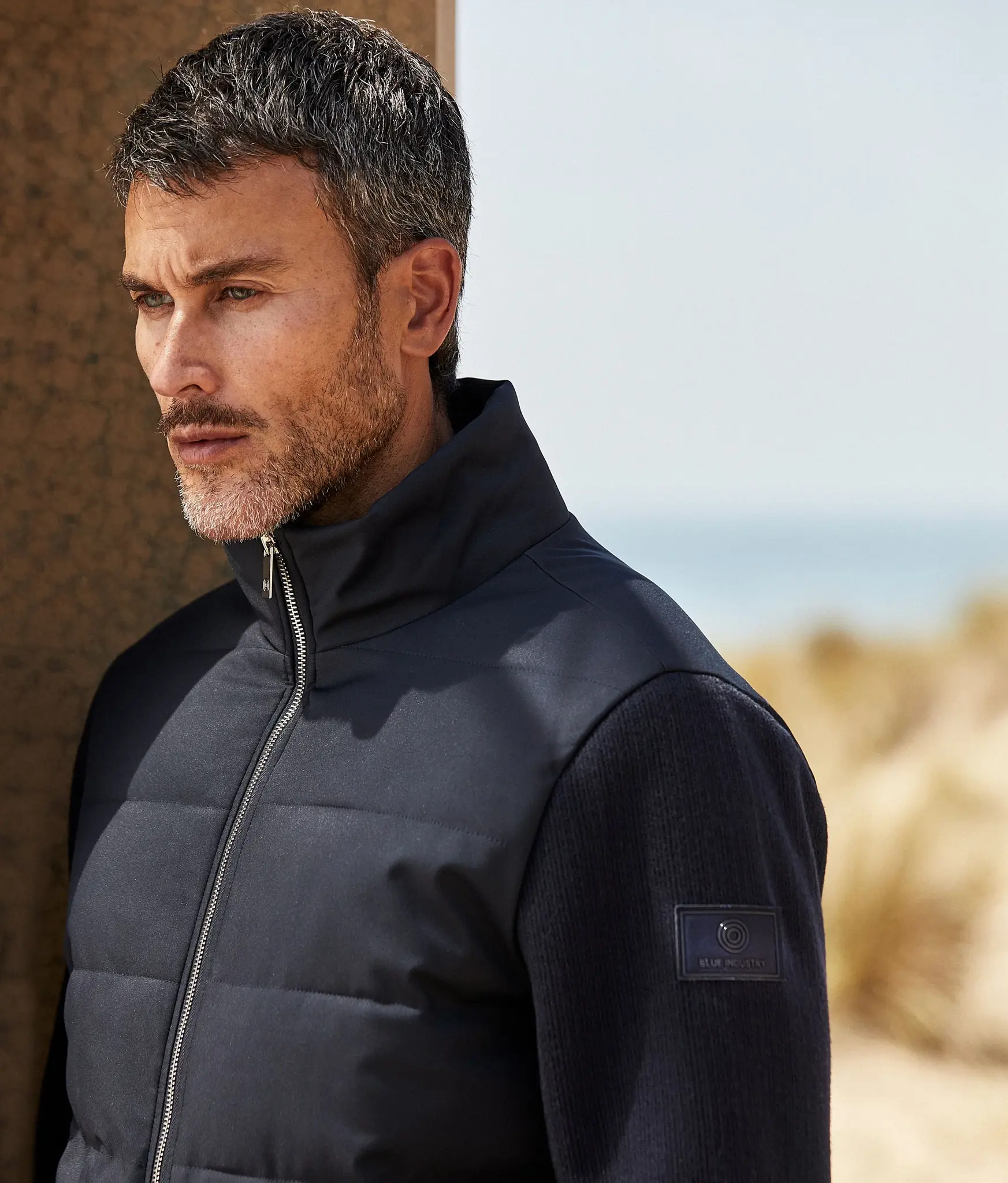 Blue industry Gewatteerd jack met gebreide mouwen navy