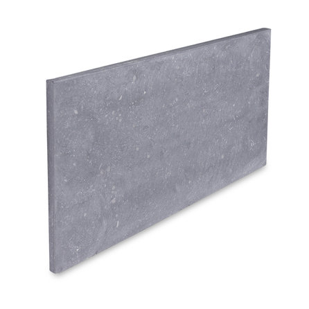 Gevelplint - Belgisch hardsteen - gezoet (mat) - 2 cm dik - op maat - gevelbekleding van licht / blauw gezoete arduin (blauwsteen)