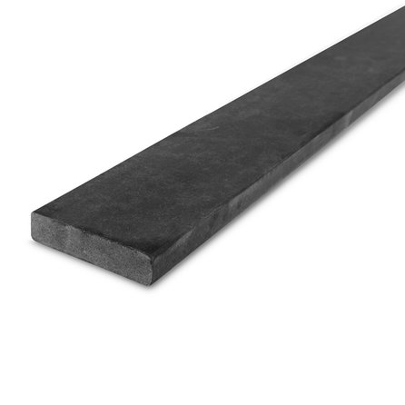 Buitendorpel vlak - nero assoluto graniet - gezoet (mat) - 2 cm dik - op maat - deurdorpel / onderdorpel / waterkering (t.b.v. buitendeur / voordeur) van matte zwart (absolute black) graniet