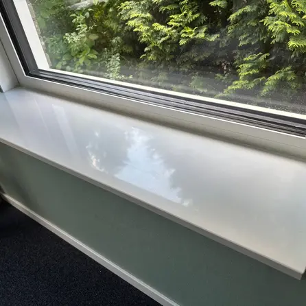 Sample wit - marmercomposiet - gepolijst (glans) - 2 cm dik - op maat - materiaal proefstuk / monster van glanzende witte marmer composiet