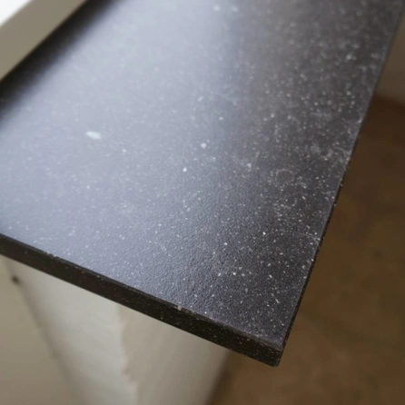 Sample hardsteen look - kwartscomposiet - gepolijst (glans) - 2 cm dik - op maat - materiaal proefstuk / monster van glanzende arduin imitatie van quarts / quartz composiet