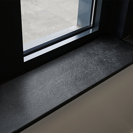 Sample - nero assoluto graniet - gevlamd (anticato) - 2 cm dik - op maat - materiaal proefstuk / monster van gebrande zwart (absolute black) graniet