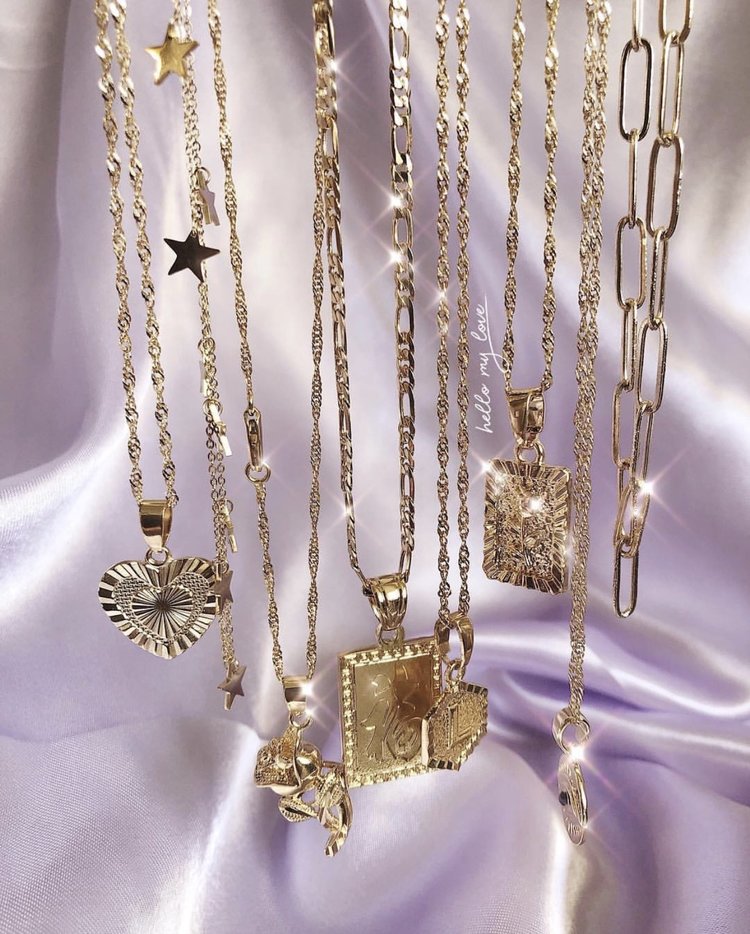 Gold Hearts To Break Necklace