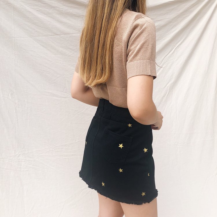 Nova Printed Star Skirt / Black & Gold