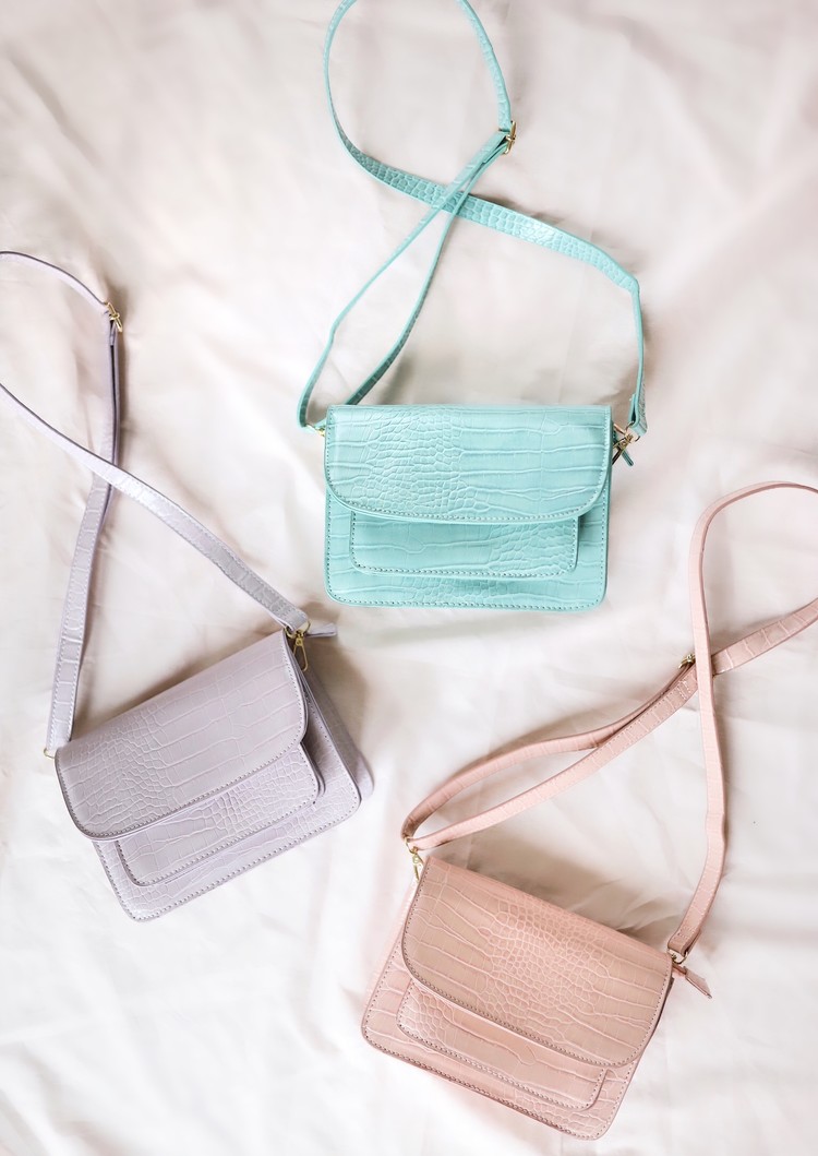 Sage Croco Bag / Pink