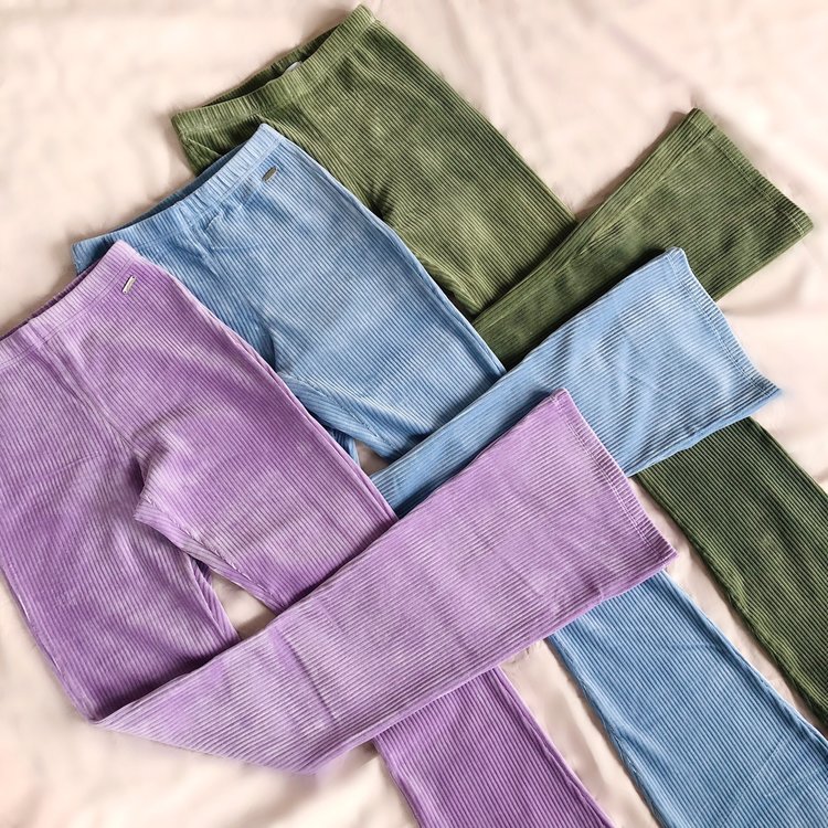 Corduroy Flared Trousers / Bright Lilac