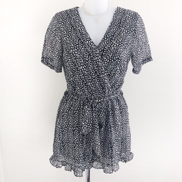 Xari Leopard Playsuit / Black