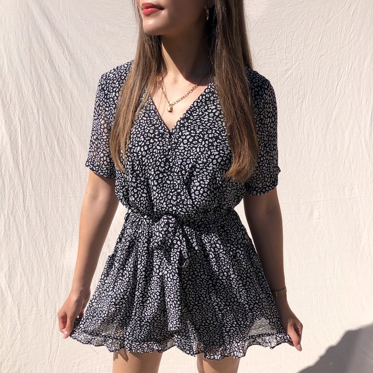 Xari Leopard Playsuit / Black