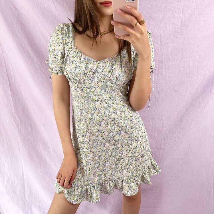 Linnea Flower Dress / Lilac