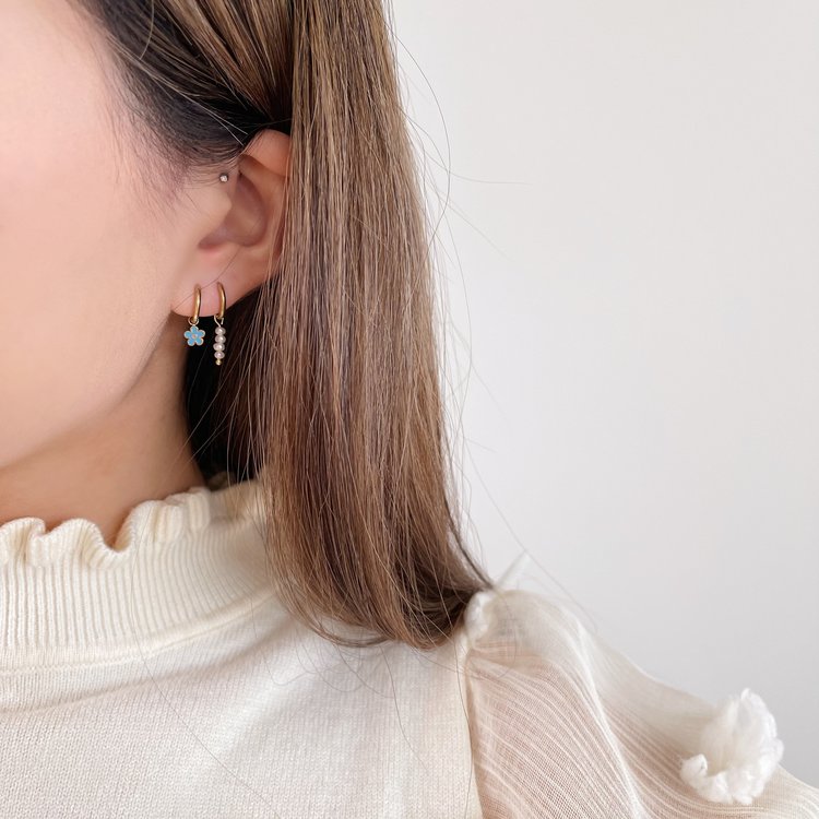 Gold Spring Flower Earrings / Blue