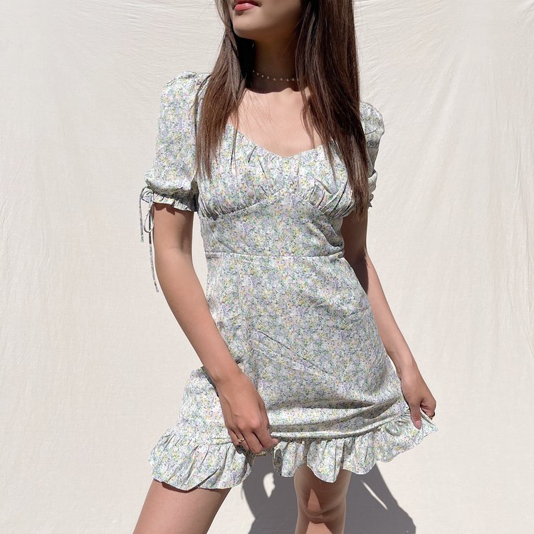 Linnea Flower Dress / Lilac