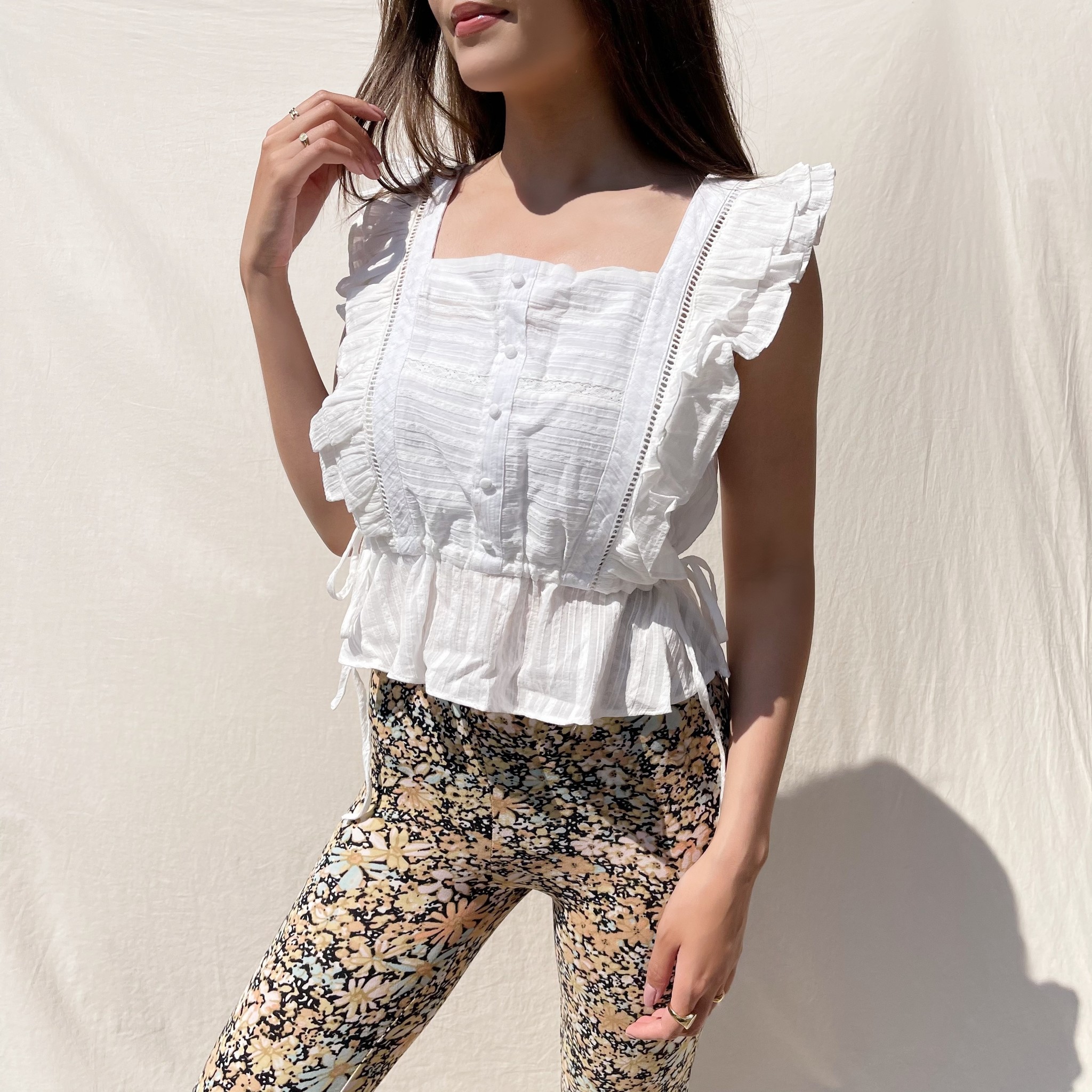 Saffier Ruffle Top / White - Hello My Love