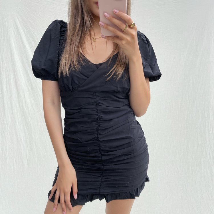 Yuja Ruched Dress / Black