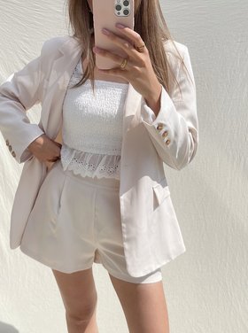 Farah Tailored Shorts / Ecru